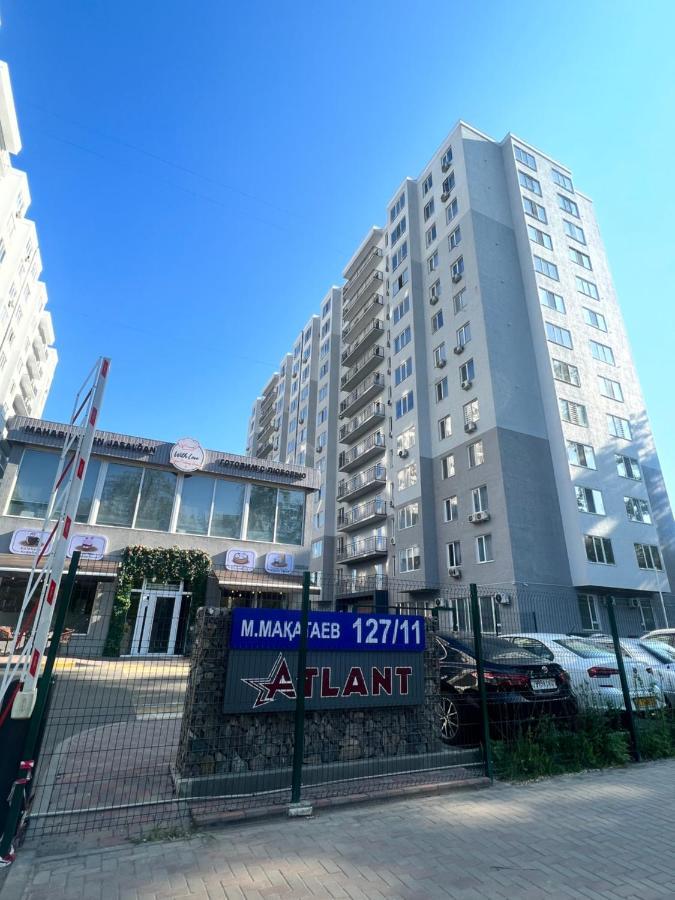 Атлант Жк Apartment Almaty Bagian luar foto